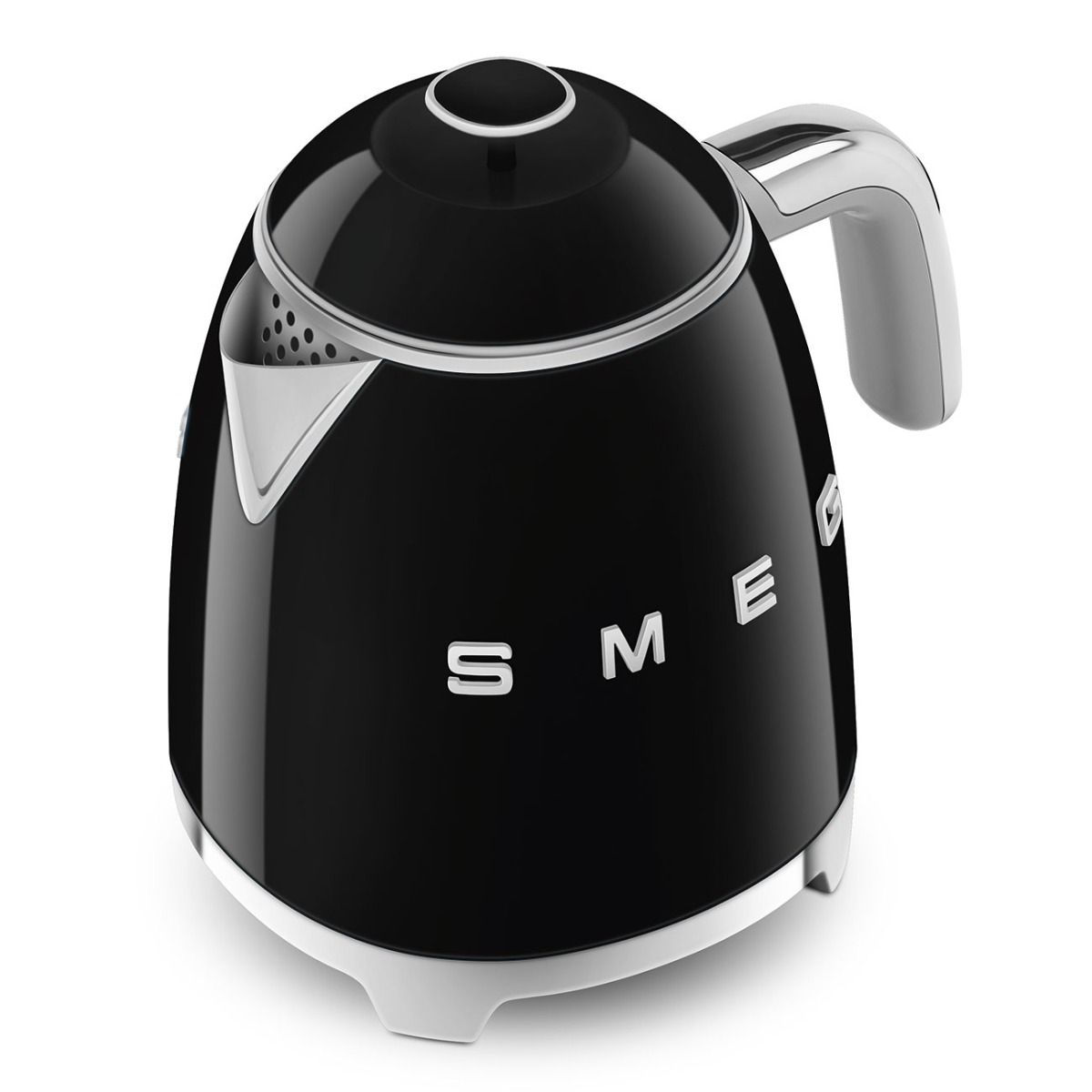 SMEG Mini Electric Kettle | Black 5 SMEG Mini Electric Kettle | Black - Image 5