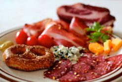 UMAi Dry Small Salumi & Charcuterie Packet